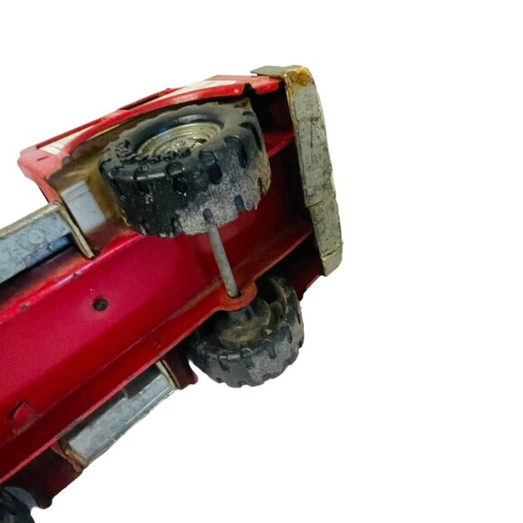 Vintage Large Tonka Toy Fire Truck Red Metal Plastic Model Rusty 1986 Metal  So - Picture 9 of 15